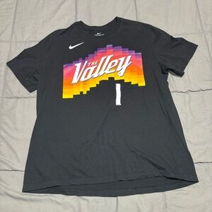 Nike Phoenix Suns The‎ Valley Devin Booker #1 Graphic Jersey T-Shirt Men’s XL